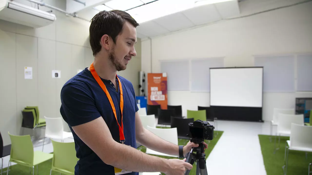 captatio vidéo Com Des Curieux